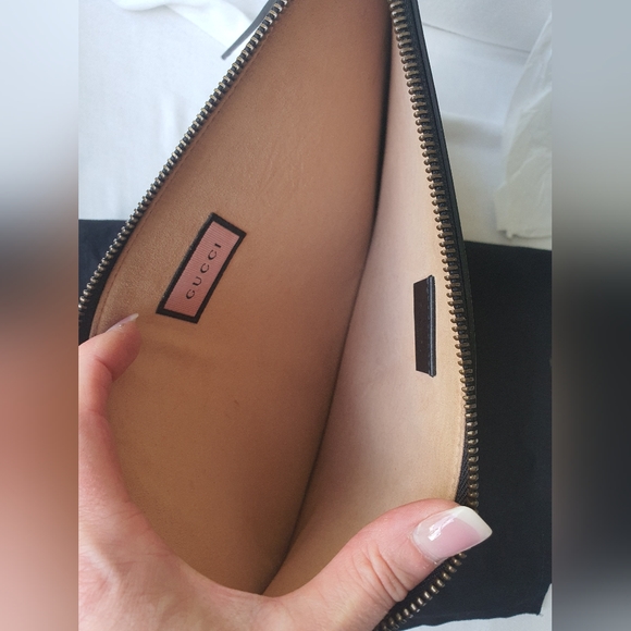 Gucci Ghost Large Wristlet Pouch - Picture 7 of 13